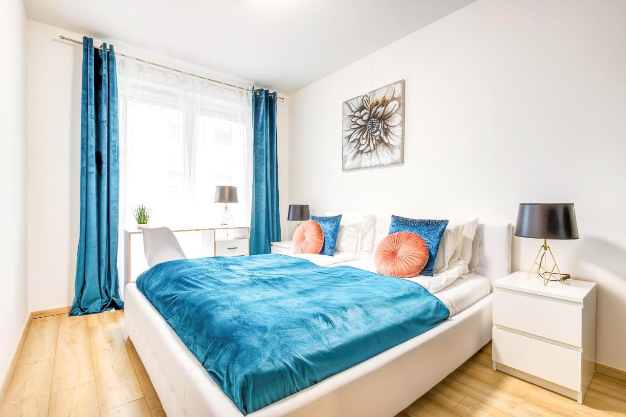 Modern Apartment With Free Garage And Balcony In The Downtown 布达佩斯 外观 照片